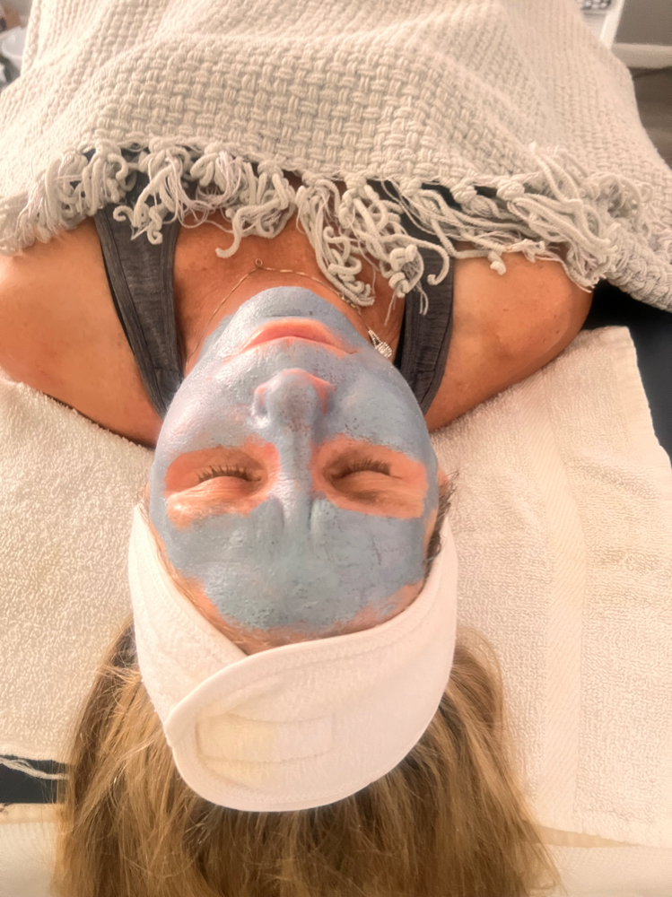 I.S.M Express Facial