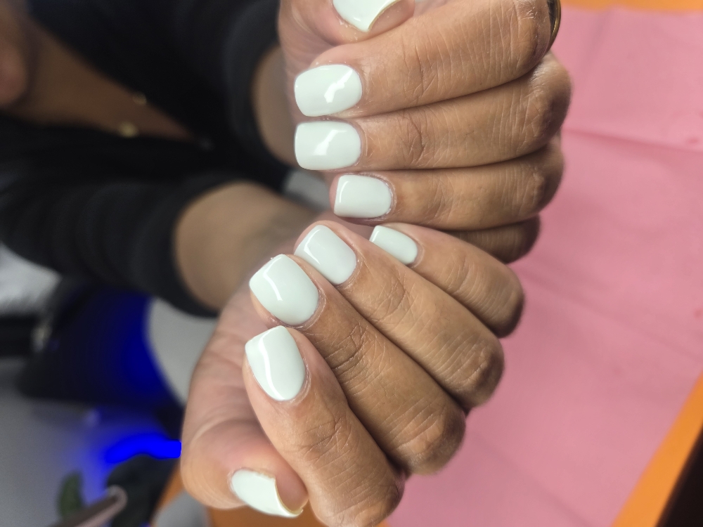 Classic Gel Manicure