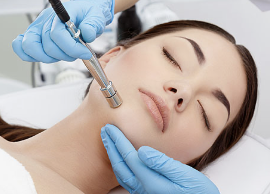 Diamond Microdermabrasion Facial
