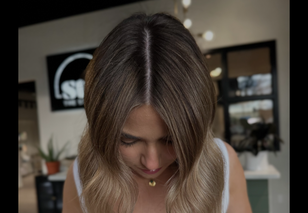 HAIRCUT +  ROOT TOUCH-UP