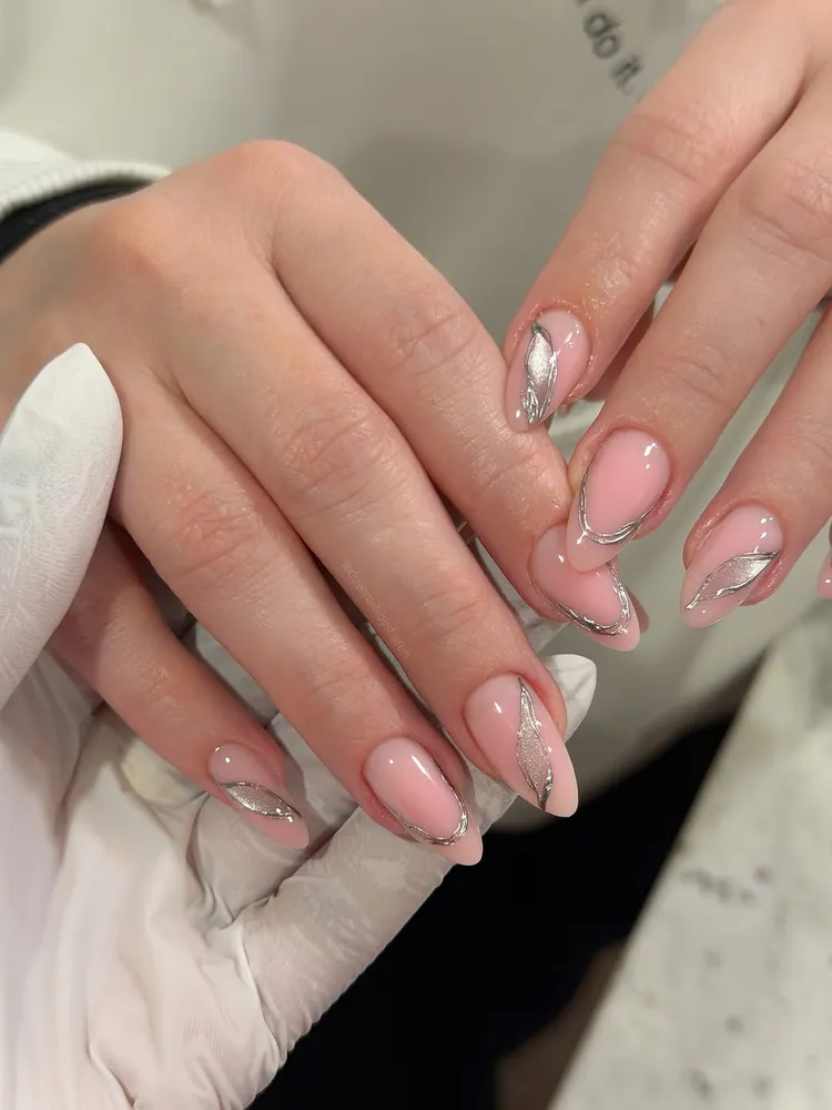 Uñas Esculpidas & Gel Pedi at The Topcoat Nails_Studio in Miami, FL