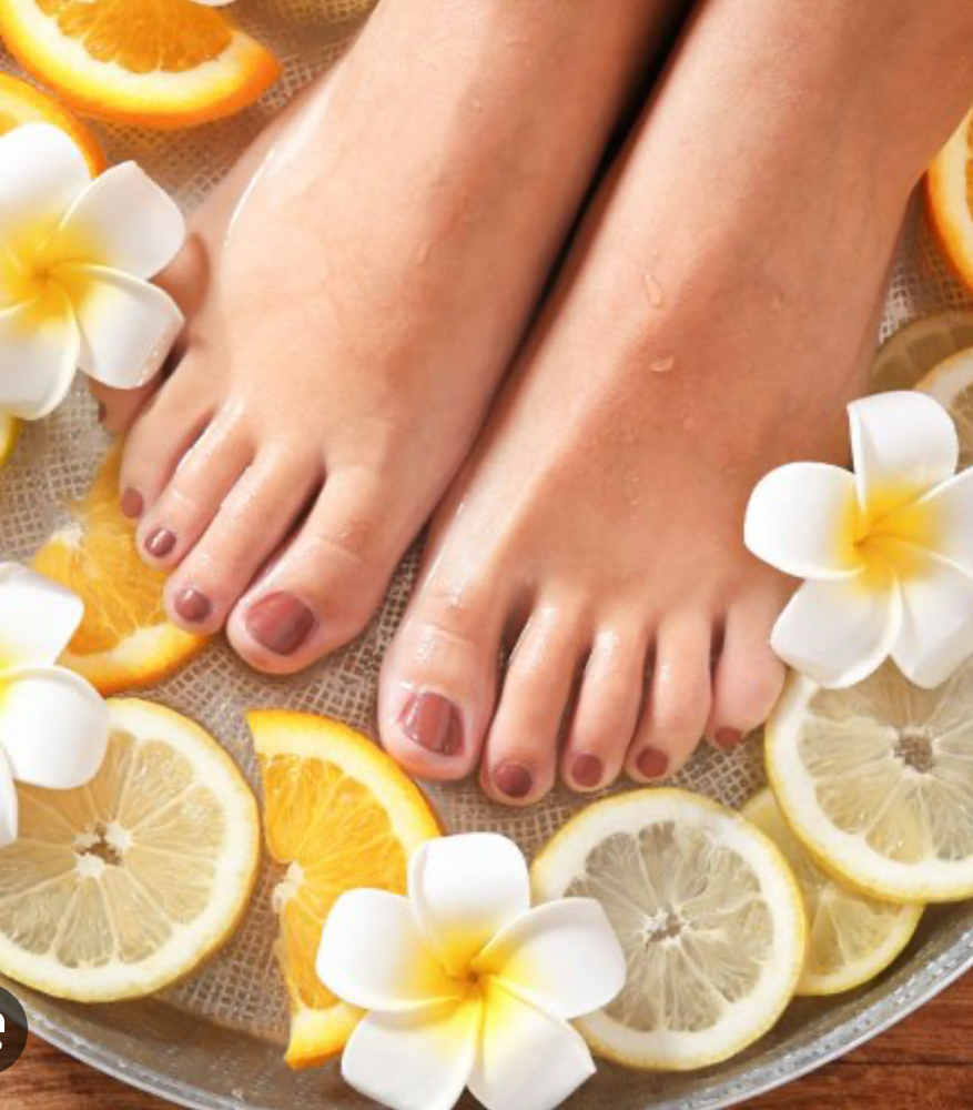 Deluxe Pedicure