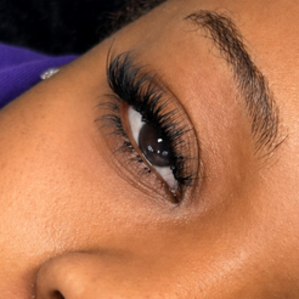 Bottom lashes ADD ON at Veraē Esthetics in Shorewood, WI