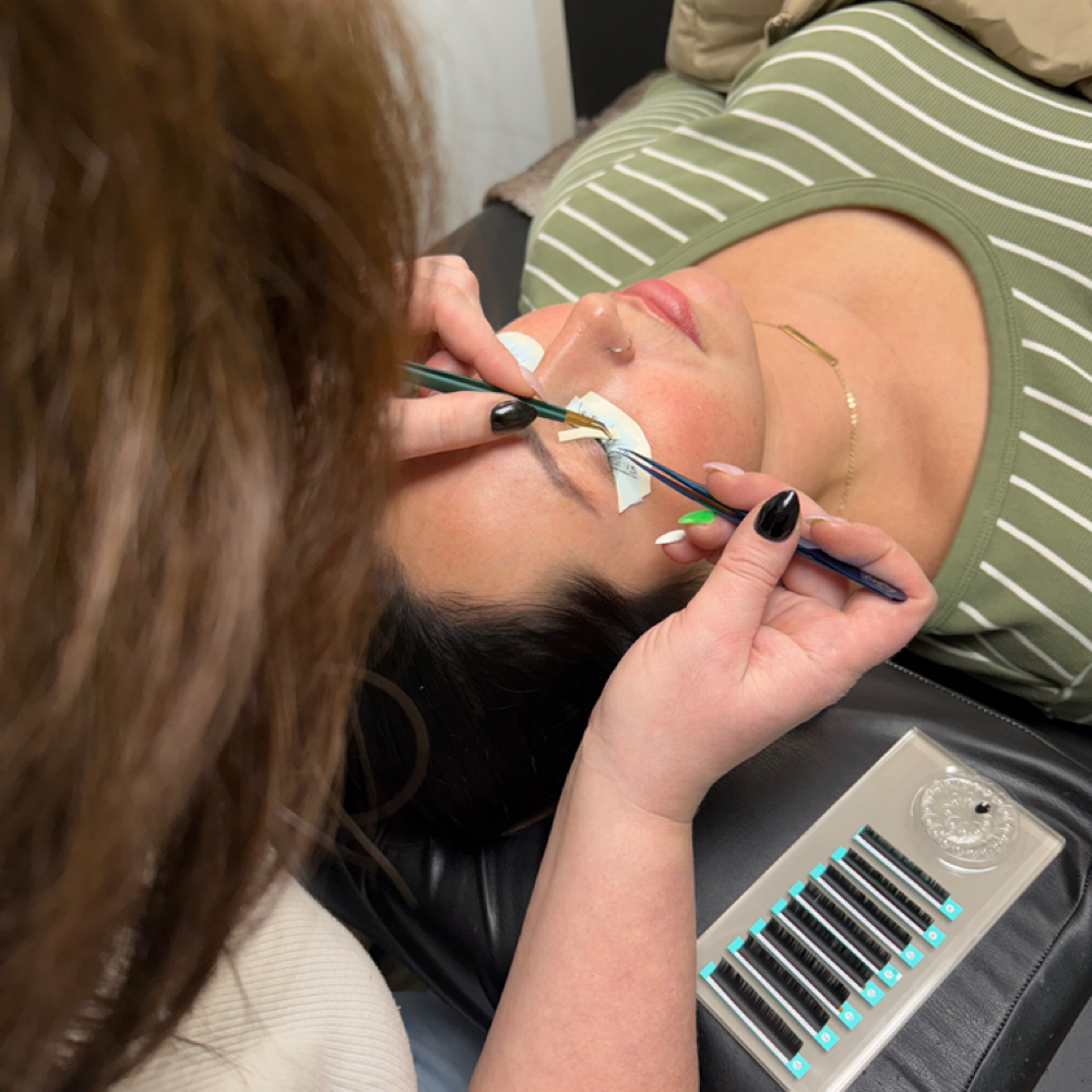 Lash Extension Training Consult at Lahti Lounge in Hudson, WI