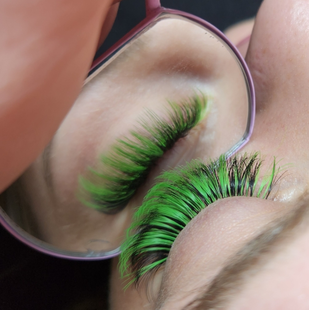 Color Lashes