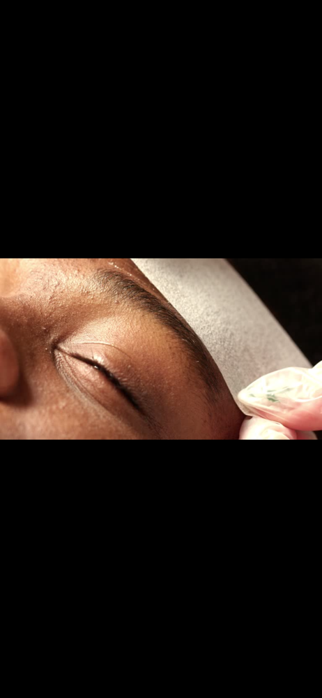 Eye Brow Wax