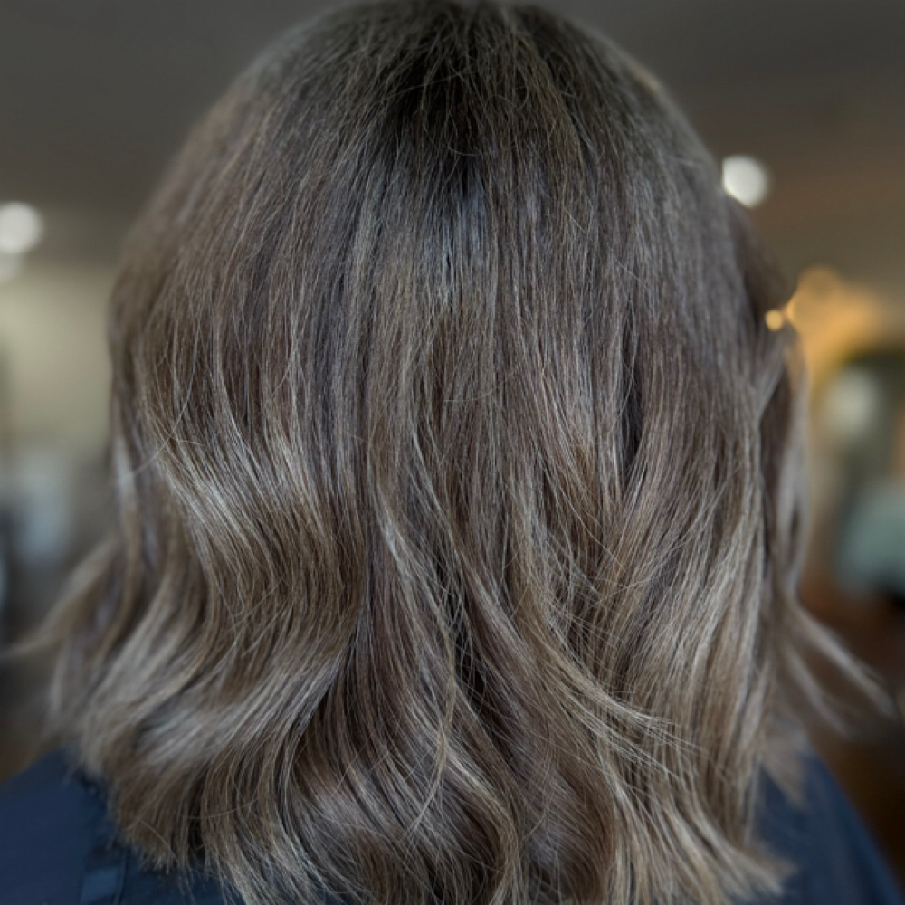 Shampoo & Style at Studio 45:11 in Seymour, TN