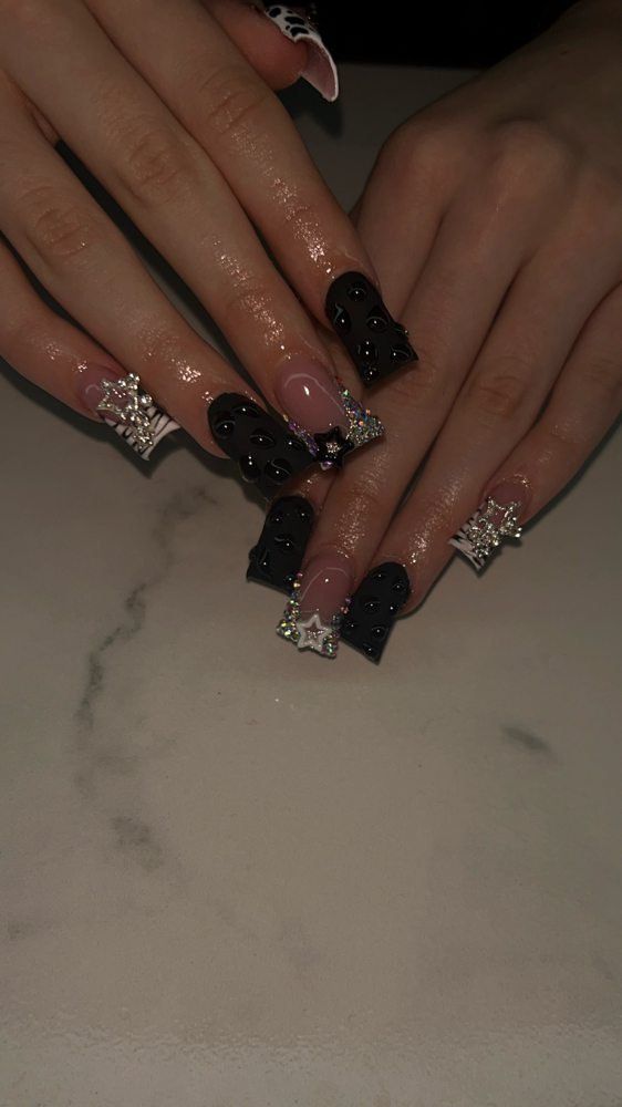 Medium Duck Nails