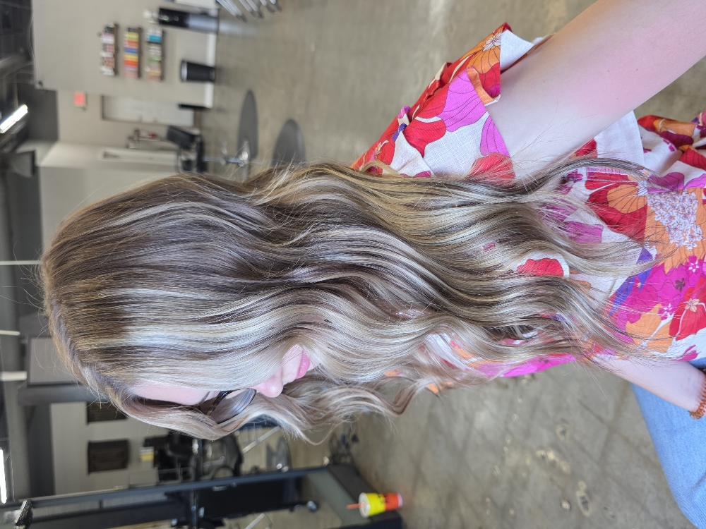 MINI custom COLOR at Allie Germany // Hair Sculptor in Wichita Falls, TX