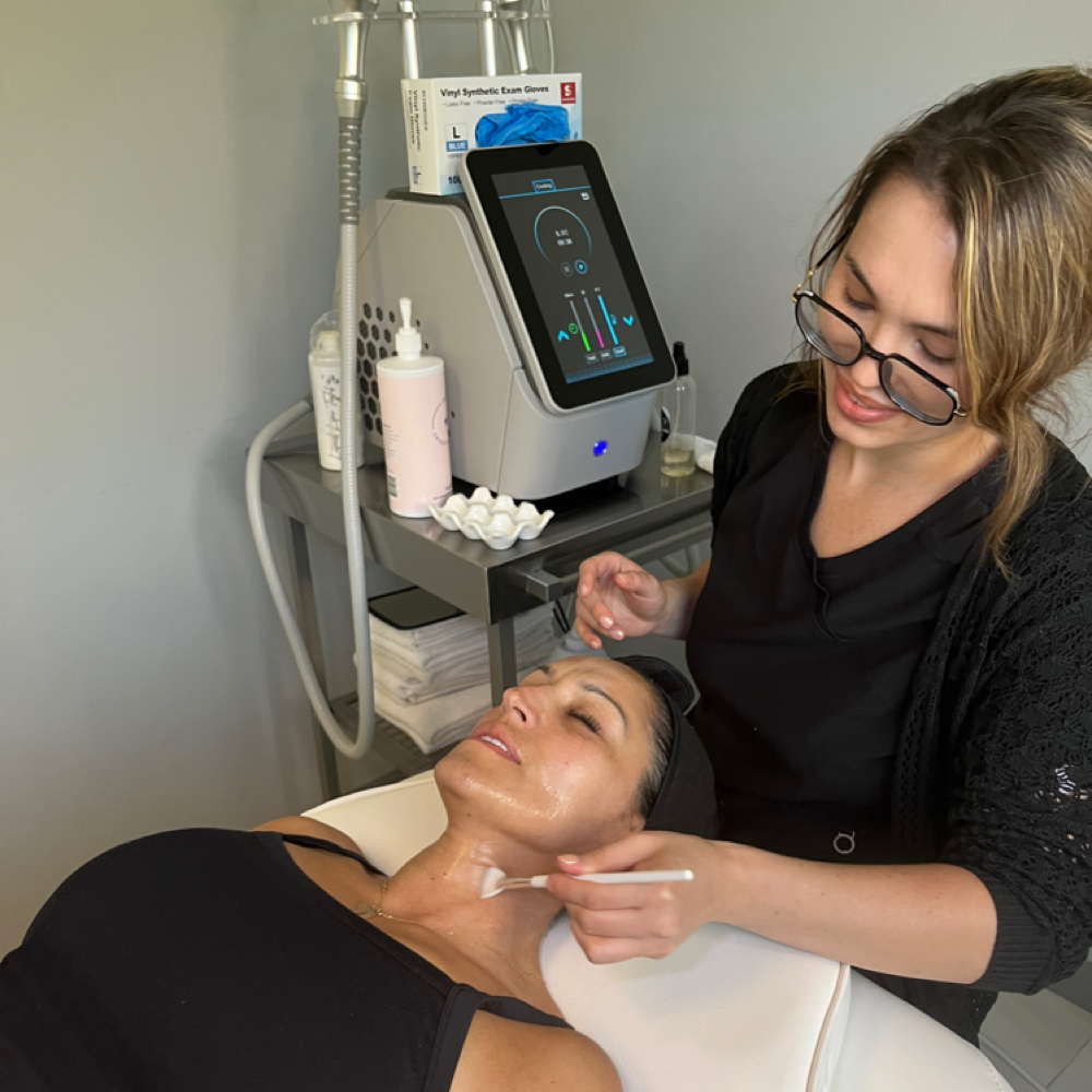 Cryo Facial at CryoLAB Staten Island in Staten Island, NY