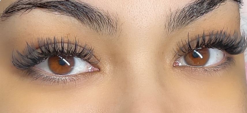 WET LOOK Lashes Full Set