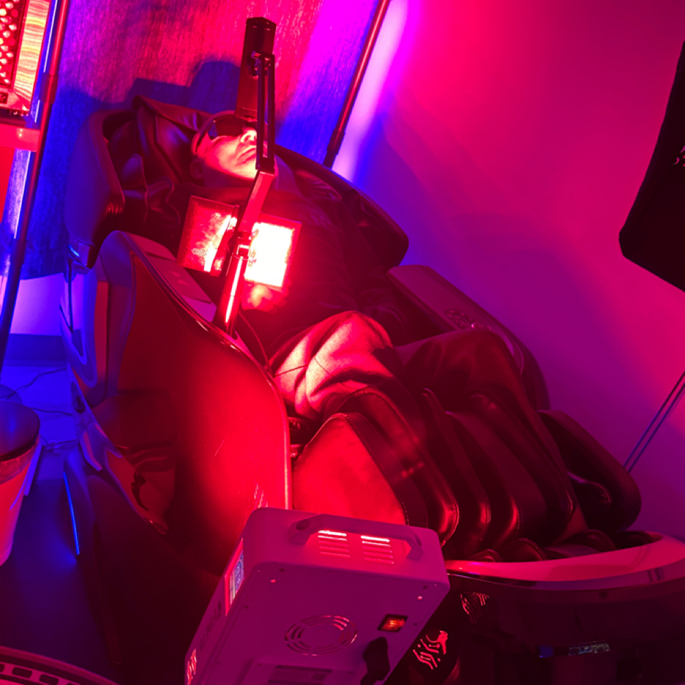 Shiatsu Zero Gravity Chair Massage