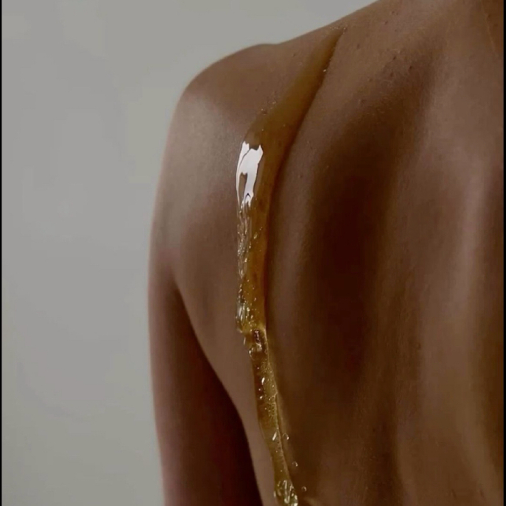 Full Back at Divine Uplift Beauty in Upon Booking, NY