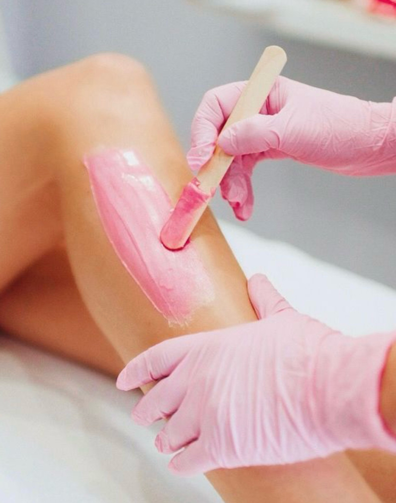 Full Leg Wax at Skynbypaola in Stockton, CA