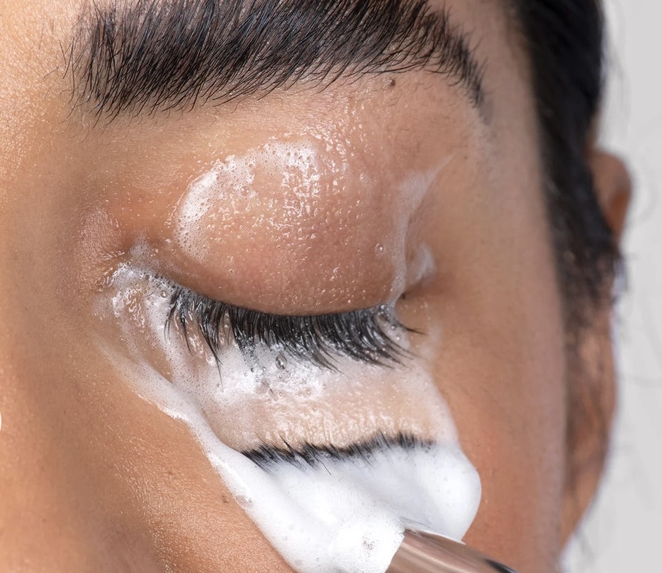 Lash Extention removal at Grandeur Spa in Merchantville, NJ