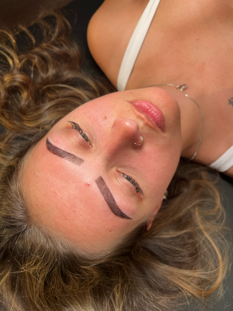 Brow Tint + Brow Wax