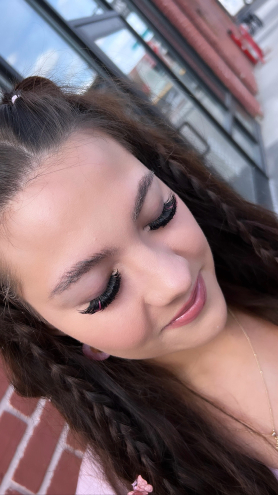 Lash Extension Removal