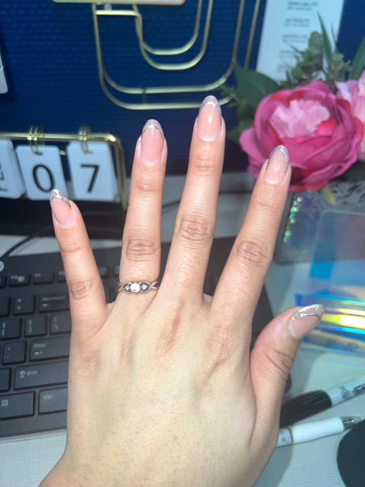 Fills (Acrylic Nails)