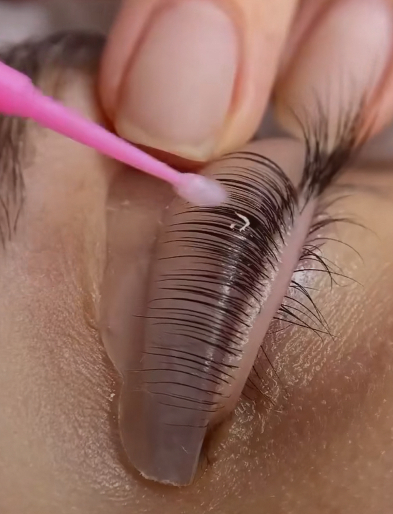 Lash Lift And Tint