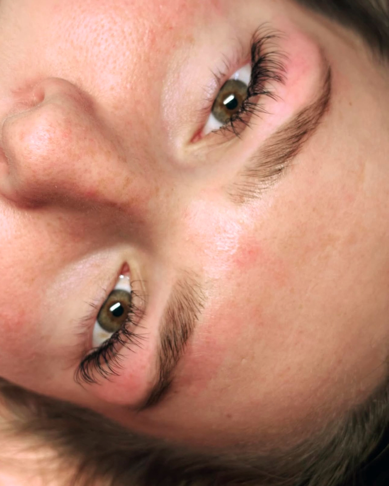 BROW TINT