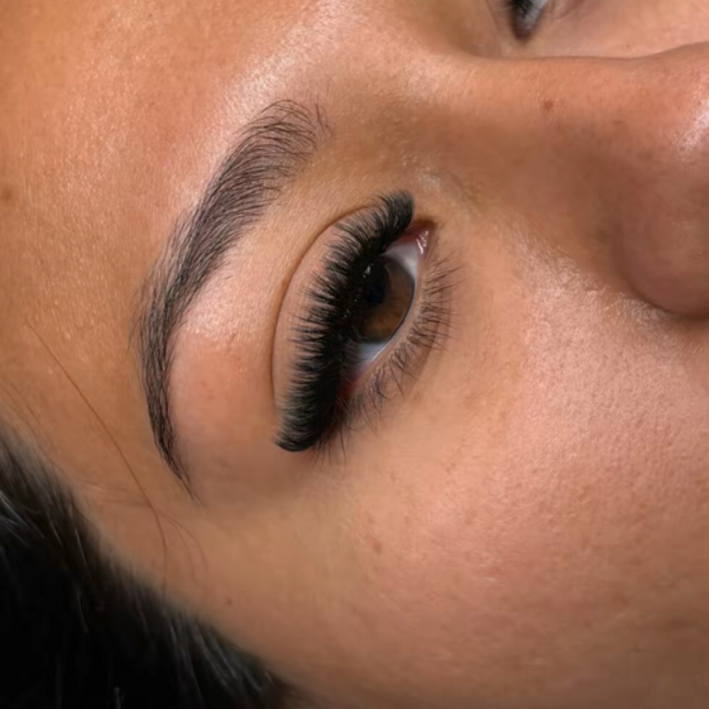 Volume Full Set at Butterflyywinks Lash Studio in Brownsville, TX