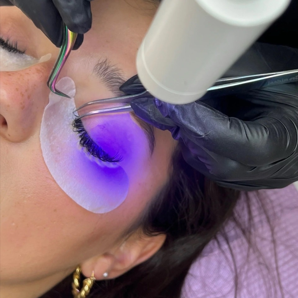 UV LASH CLASSIC, HYBRID, VOLUME at HIGHBROW INK in TAMPA, FL