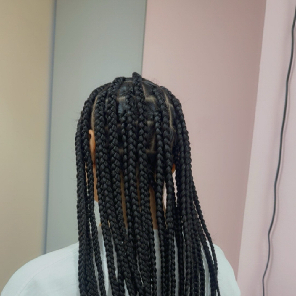 Large Knotless Mid Back at Luxe braids & beauty LLC in Dallas, TX