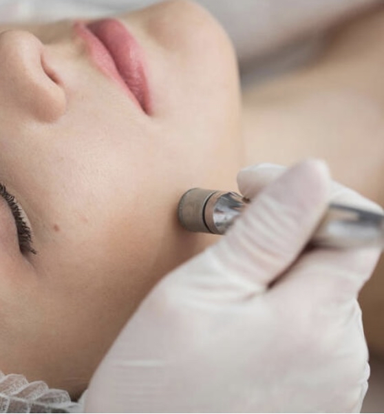 Signature Diamond Microdermabrasion
