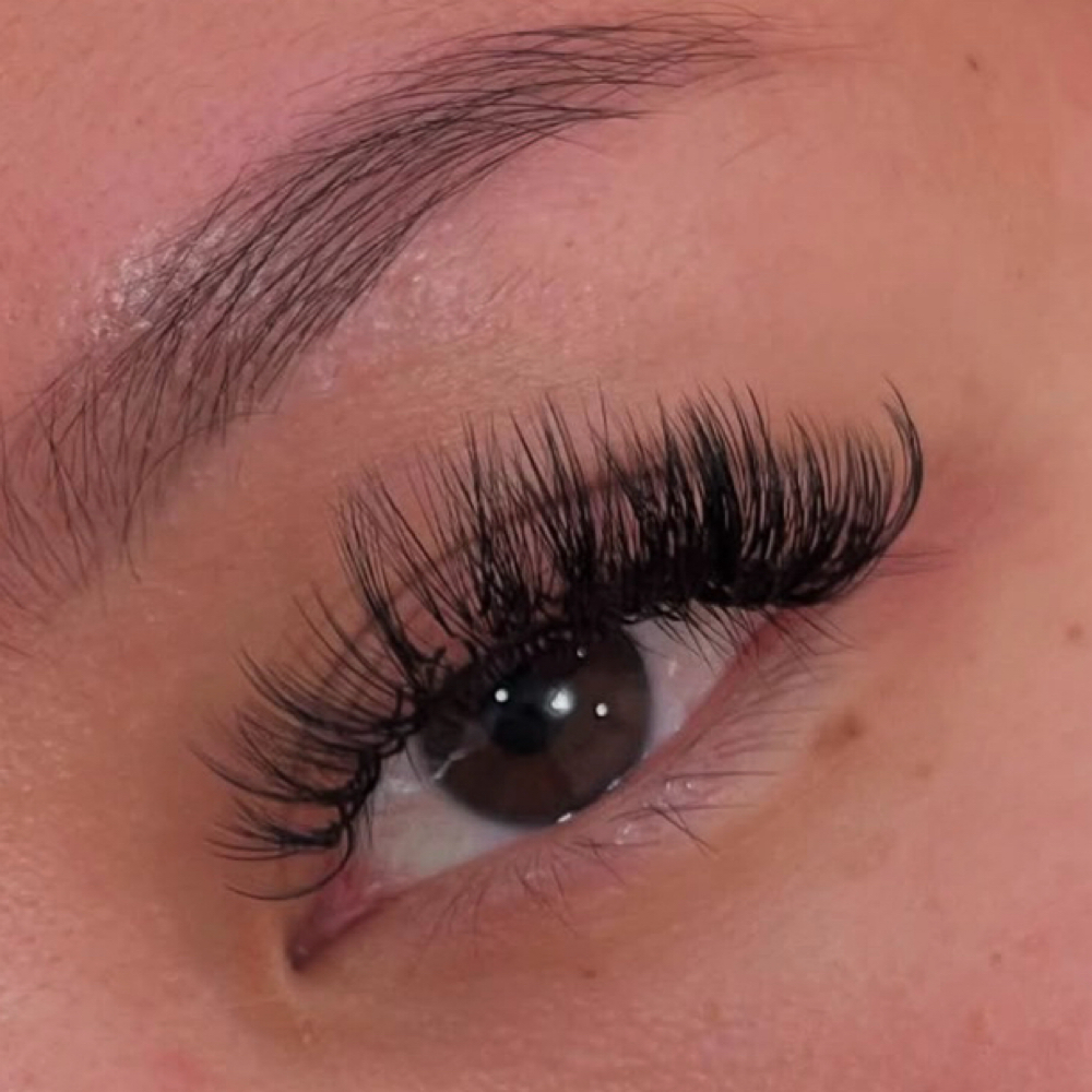 Lash Extentions at Shi’s Nails & Spa in Greensboro, NC