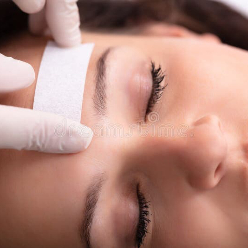 Forehead Wax at Sempre bella by Marcela in Rochester, MI