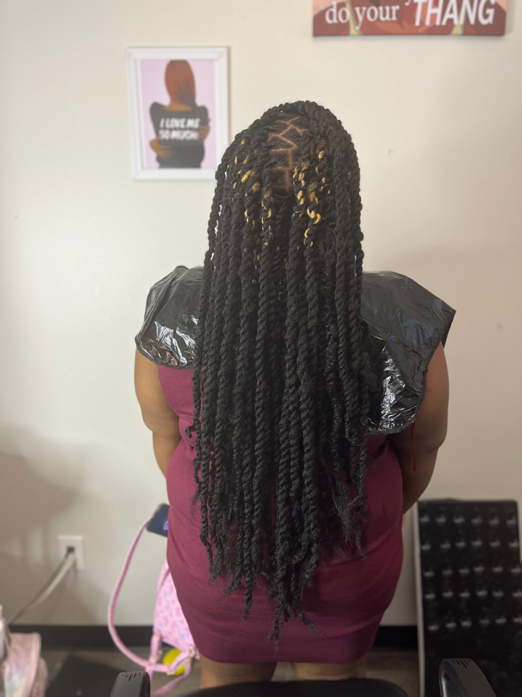 Trad Extended Two Strand Twist