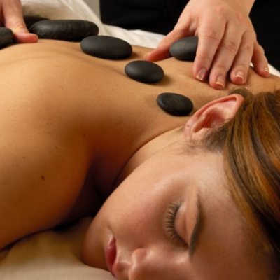 Hot Stone 60 Min Massage