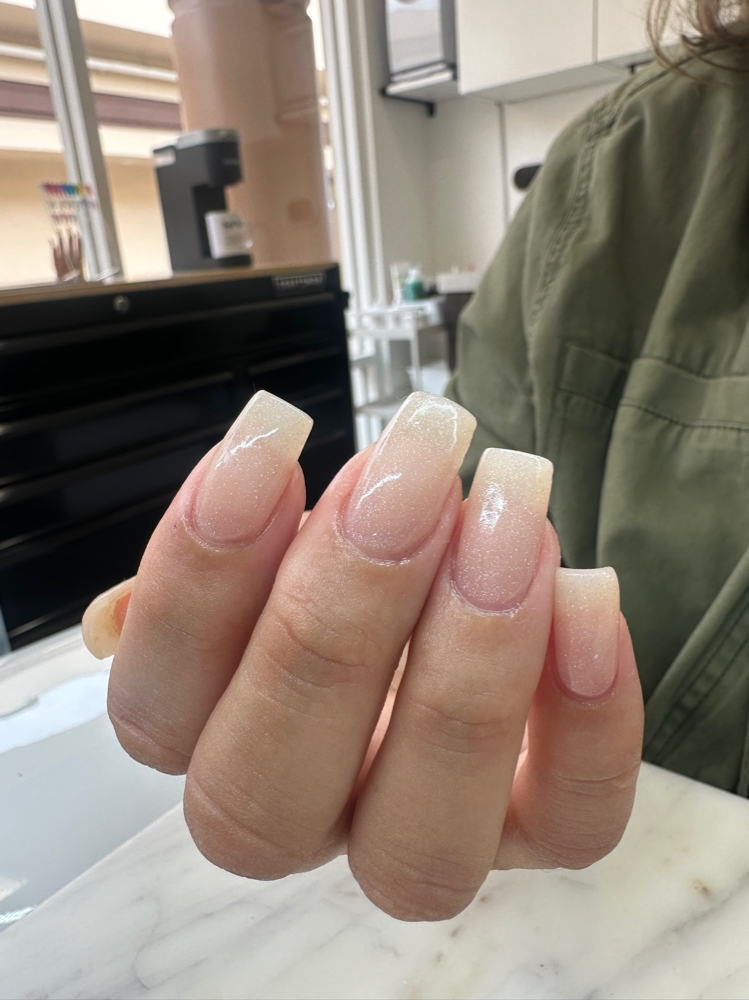 Medium Structured gel Manicure