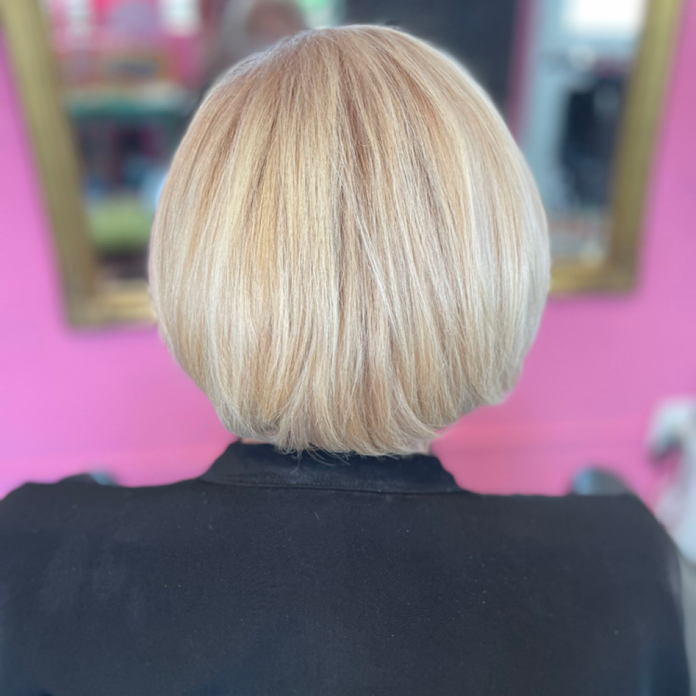 Flourish Retouch + Cut at Flourish in Stuart, FL