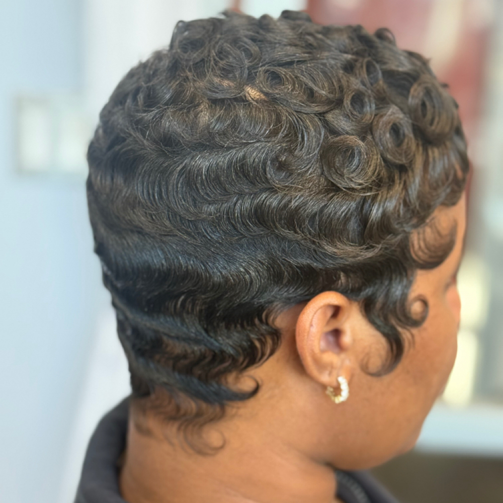 PixiePro: Wave And Curl Masterclass at Hairricane Maya in Chicago, IL