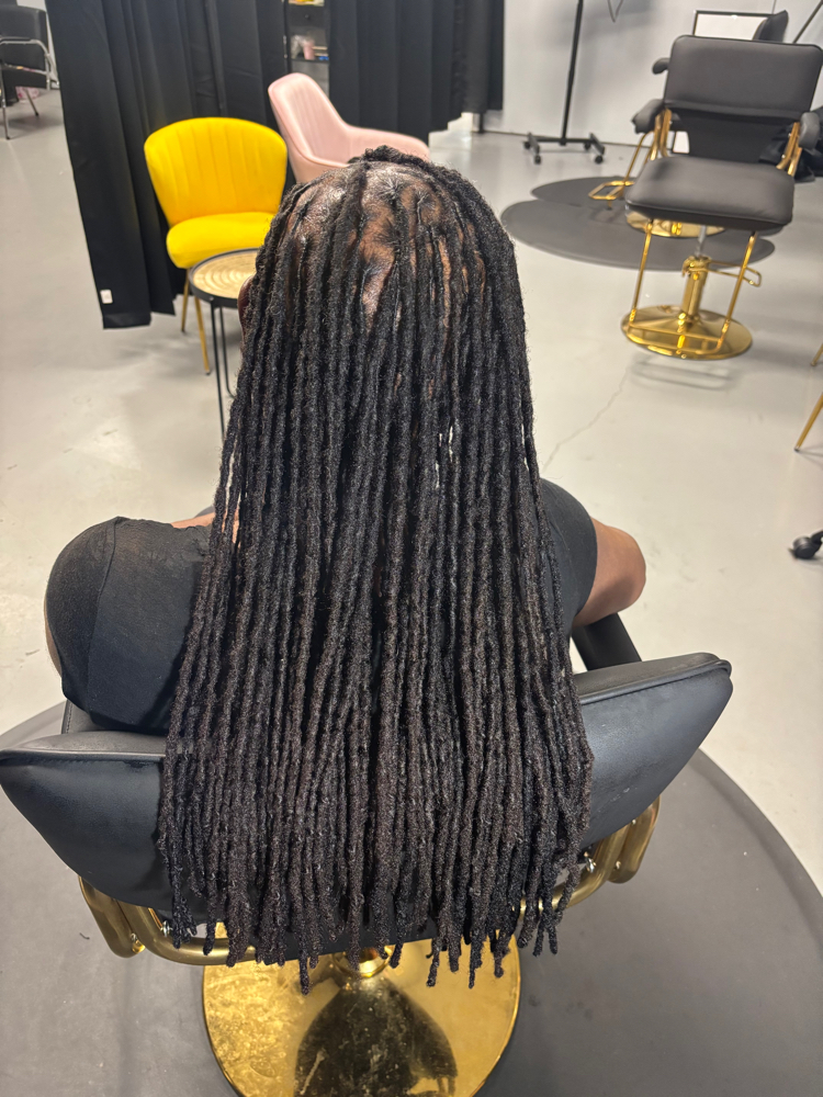 Loc Retwist Only No Style at Brittany Neely in York, SC