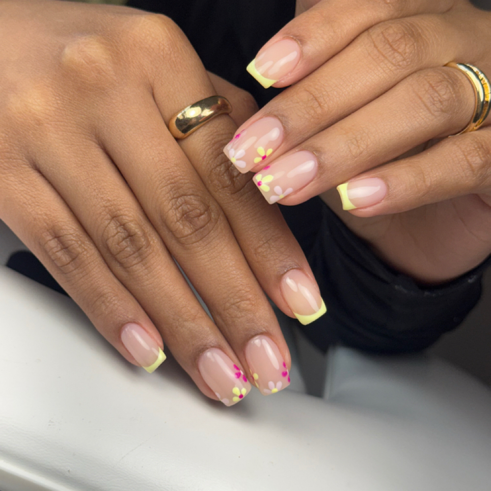 Luminary Manicure at Atbeautystudiochi in Oak Lawn, IL
