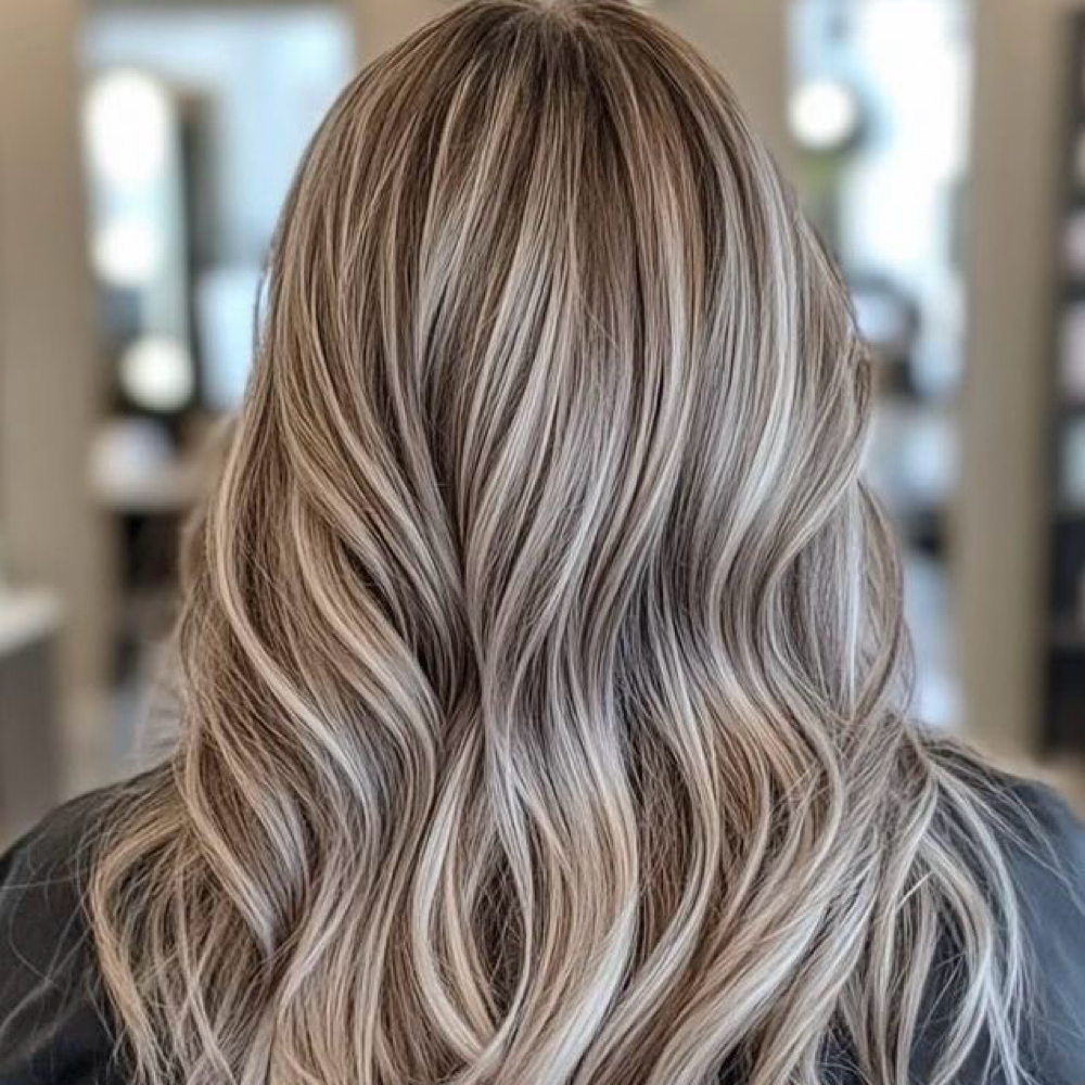 Full Head Highlight and Lowlight - Extra Long at Sizo Salon in Patterson, NY