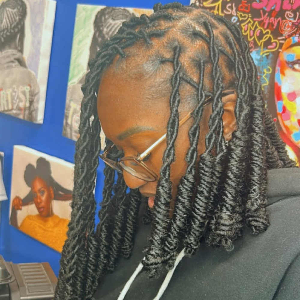 Loc Bob at Boobabe Braidn Bar in Oxon Hill, MD
