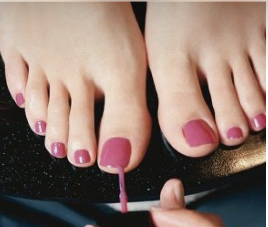 Toe Nail Trim with Color