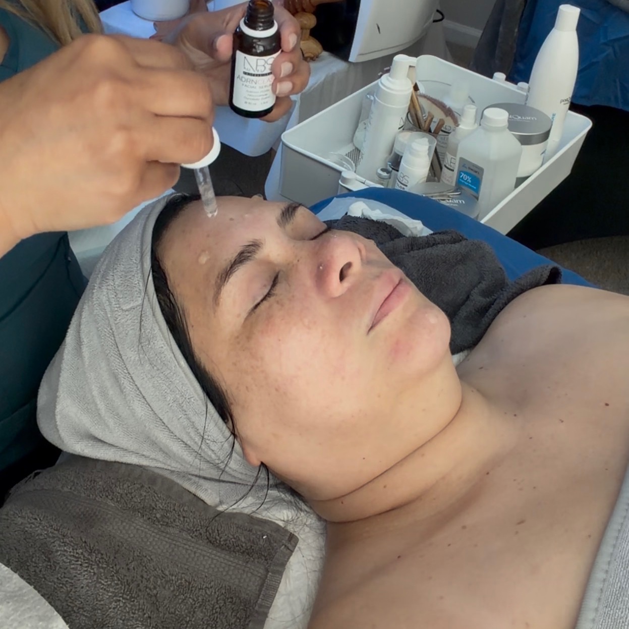 Facial Hidratante y Nutritivo at Belsy Vega Estética in CHARLOTTE NC, NC