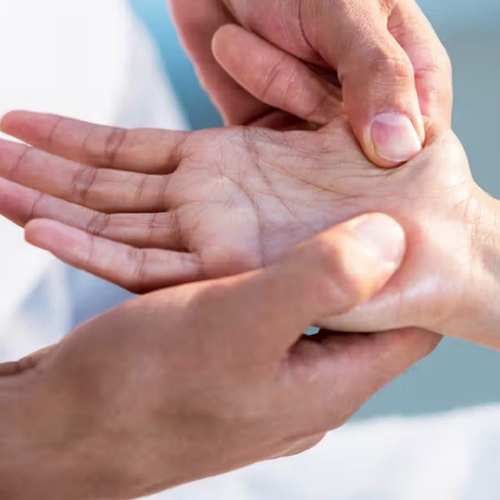 HAND MASSAGE at Kinetic Aura in Redford, MI