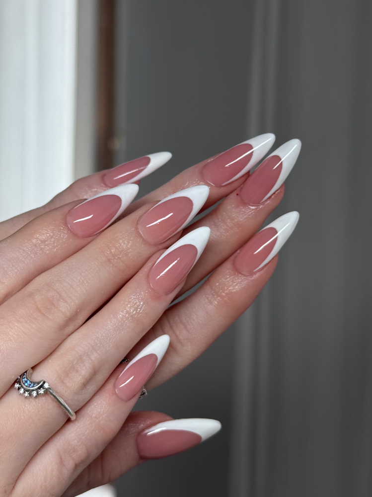 French tip/V-cut Full Set
