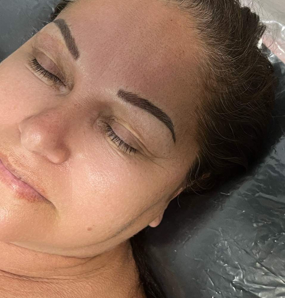 Eyebrow: Microblading