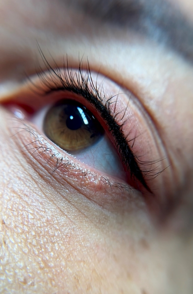 Classic Eyeliner/ Classic Wing