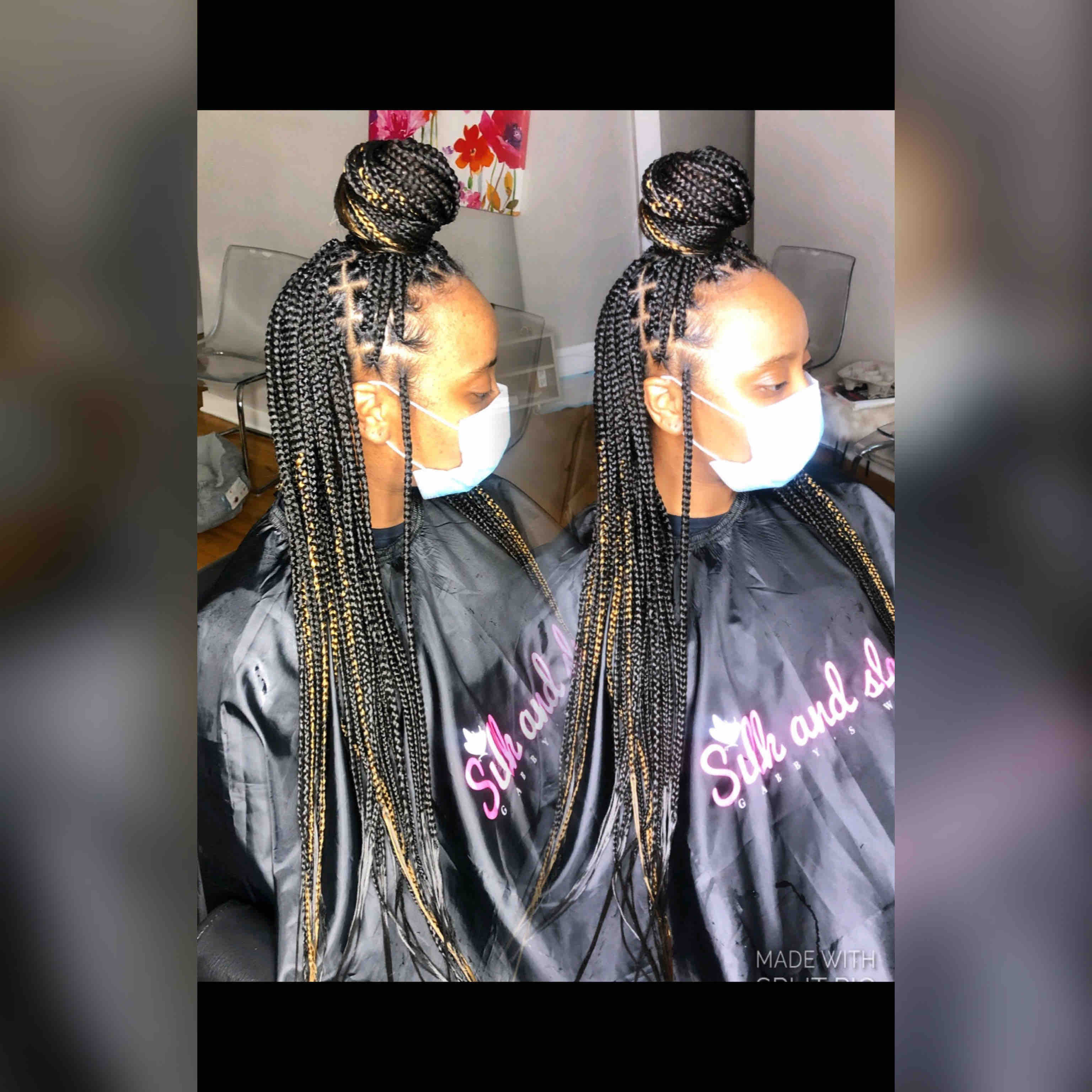 Med Knotless/ Hair Included