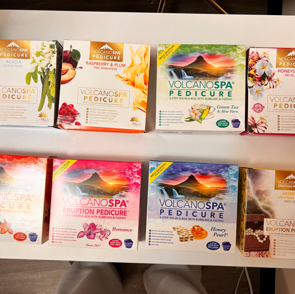 Detox Volcano Pedicure at Delinails.co in Nashua, NH