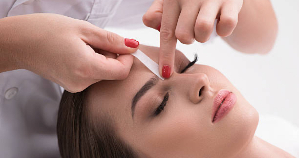 Eyebrow Wax at Molly Jahromi in Blue Ridge, GA