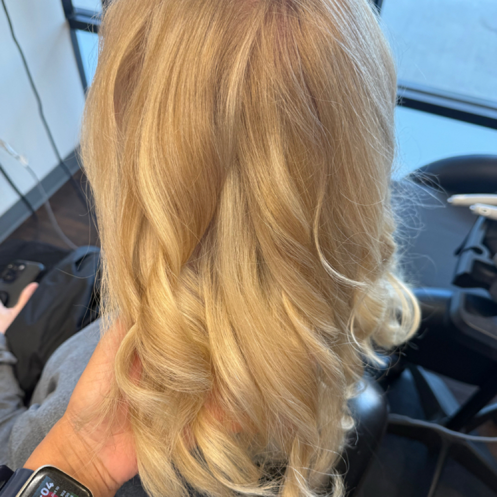 Partial Foil (16) + Blowout at TrendzbyJennan in Lakemary, FL