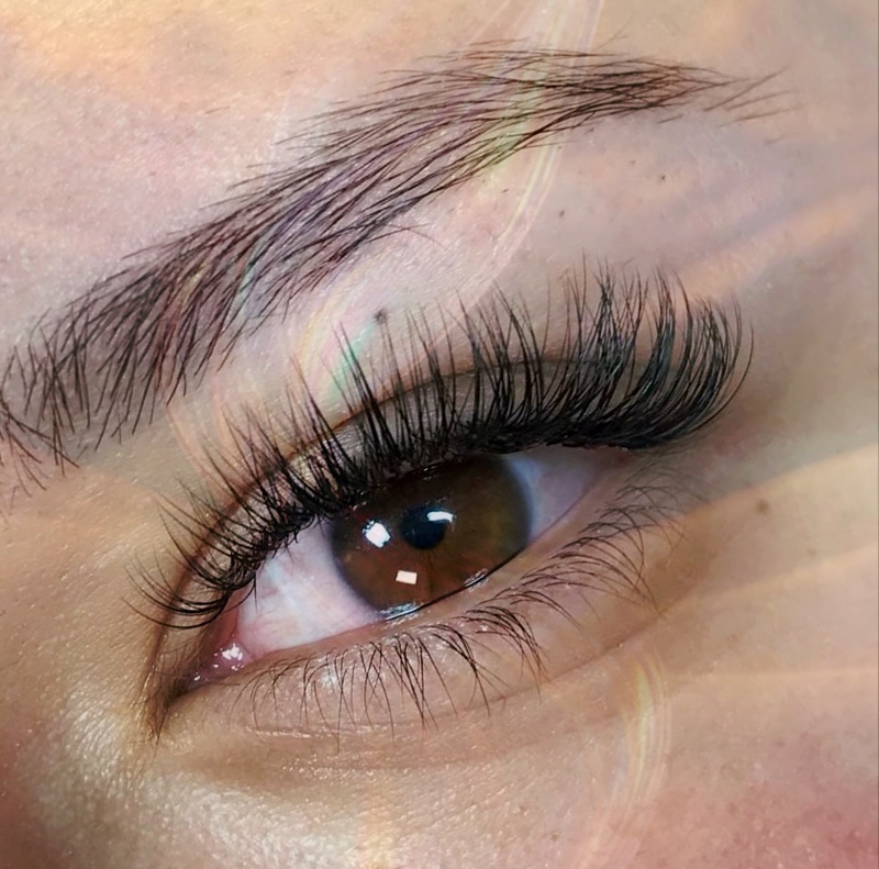 Hybrid Lash Extensions at luutwee Beauteé Artistry in Gilbert, AZ